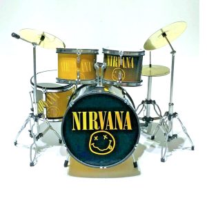 BATERIA-MINIATURA-DRUM-SET-NIRVANA-MARLINDA-CRAFT—1